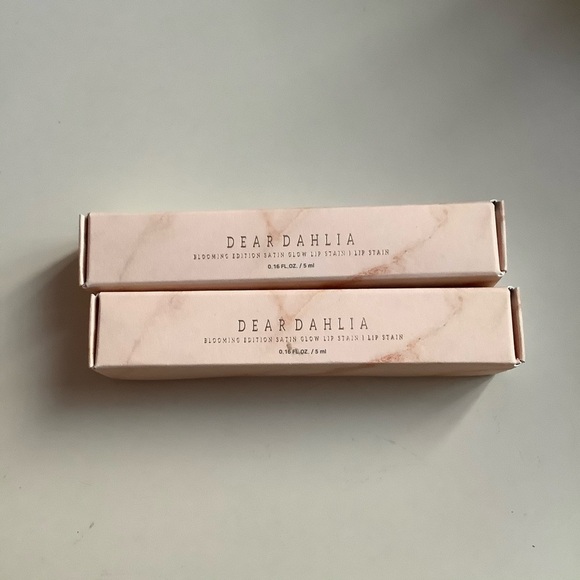 Dear Dahlia Satin Glow Lip Stain- multiple shades - Picture 4 of 4